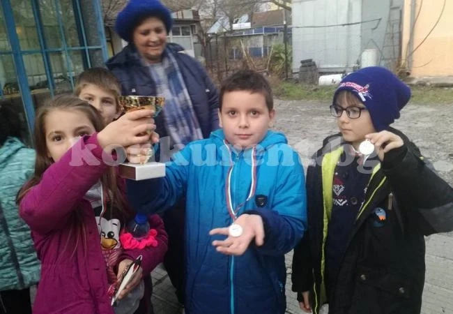 Излъчиха отборни първенци по шах във Видин