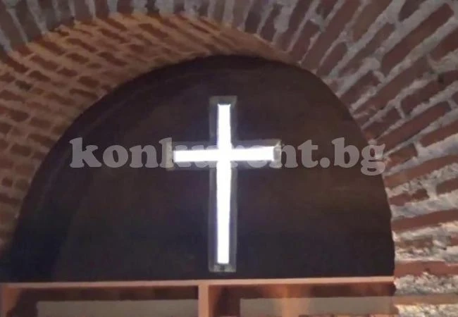 Разжалвани попове мамят миряните по гробищата с нечестива търговия  