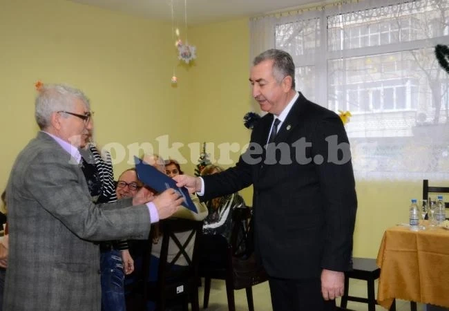 Кметът на Видин бе гост на тържество в клуба на инвалидите