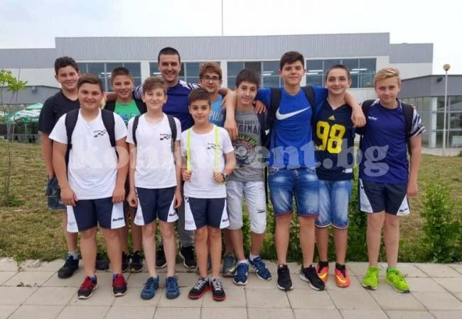 U17 на Ботев 2000 почна сезона с 3 загуби