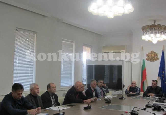 Обсъдиха има ли корупция във Врачанско