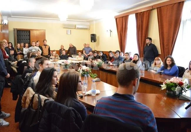 Организират пета среща с „посланиците“