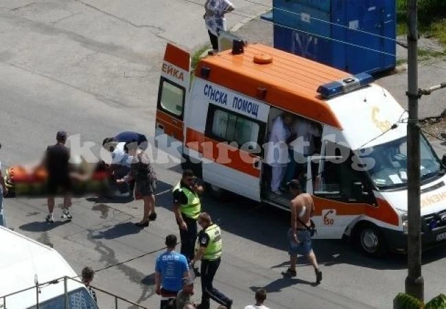 Автомобил отнесе жена