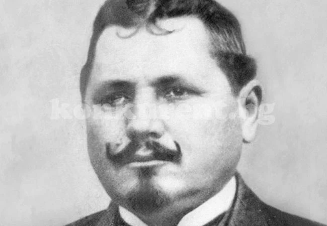 Вдигат паметник на бивш кмет