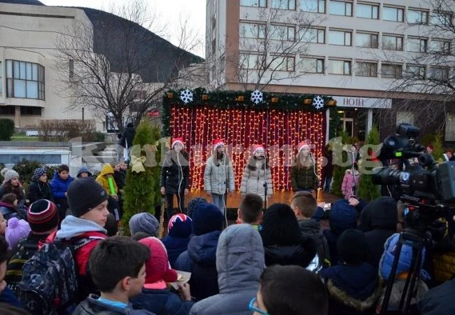 Три поредни вечери децата на Враца ще пеят и танцуват