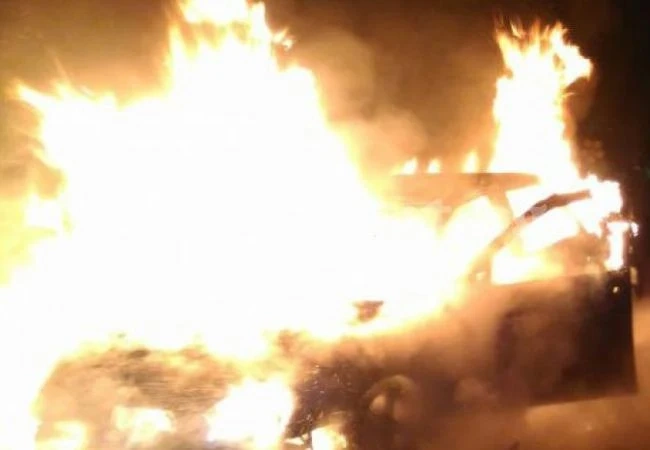 Пожар погълна \