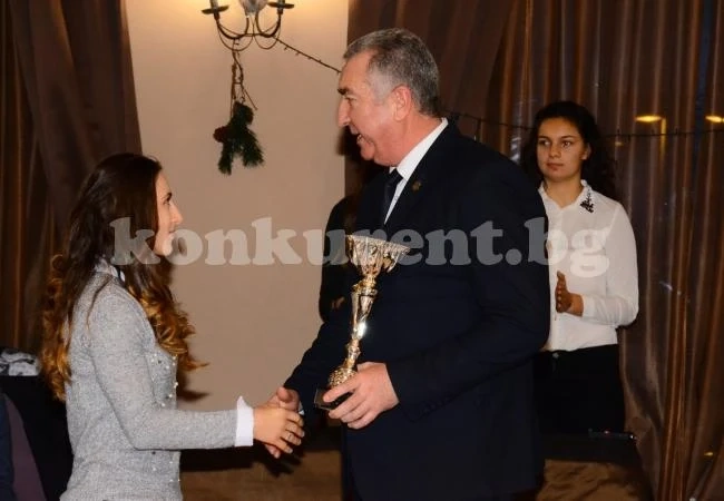 Цветелина Цветанова отново е най-добрият спортист на Видин
