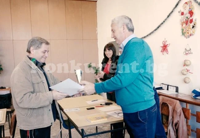 Инженер спечели коледния блиц турнир в Мездра