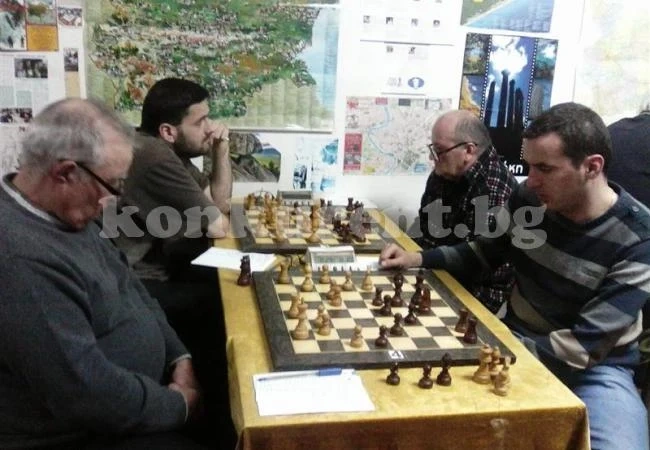Игнатов влезе в Топ 4 на шахматна верига