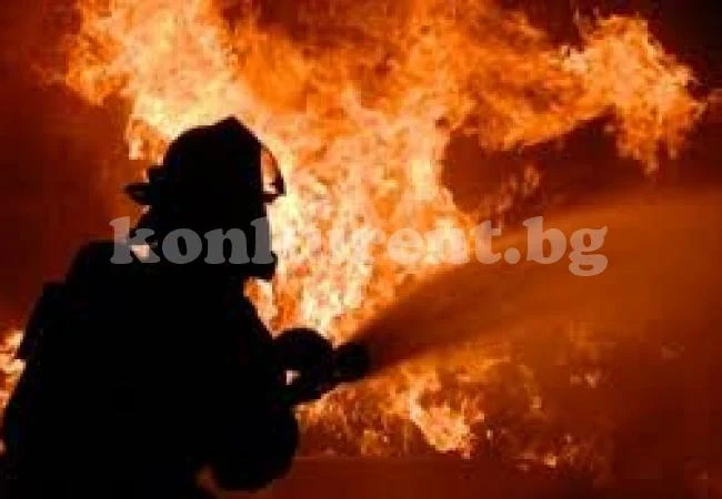 Подпалиха дома на 70-годишен във Вършец