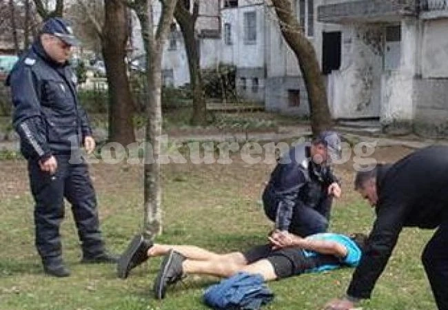 Крадци обраха жилища