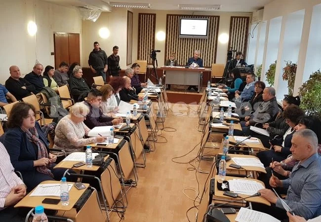 Приеха междинната оценка на Общинския план за развитие в Мездра