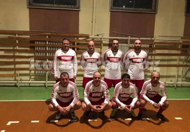 Ботев 93 пак мачка, световен шампион с хеттрик, петица за Вальо Лилов
