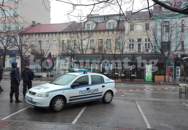 /СНИМКИ/ Гръмна \