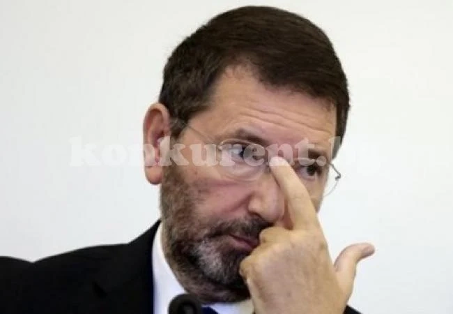Затвор за бившия кмет на Рим, обядвал за сметка на държавата