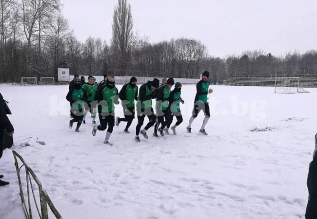 Първа Атомна стартира с 18 играчи, контролата с Ботев /Вр/ ще е в петък