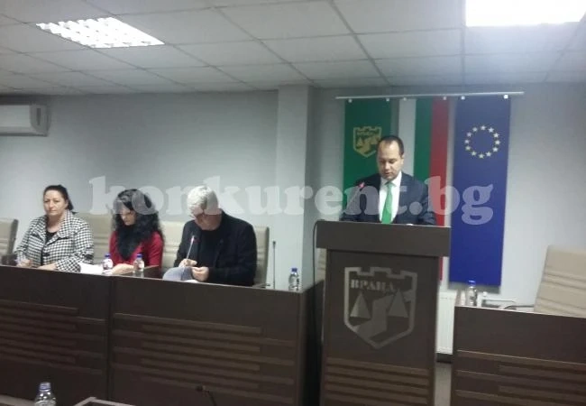 Извънредна сесия във Враца заради болницата