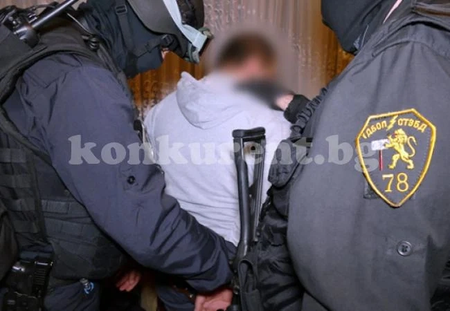 Арестуваха момче заради наркотици