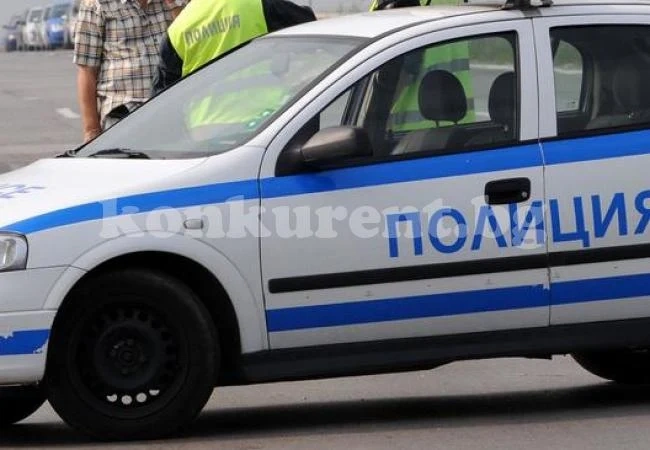 Две коли пострадаха сериозно след тежък инцидент във Видин