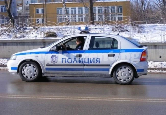 Задигнаха медни котли и пръскачка от селски имот