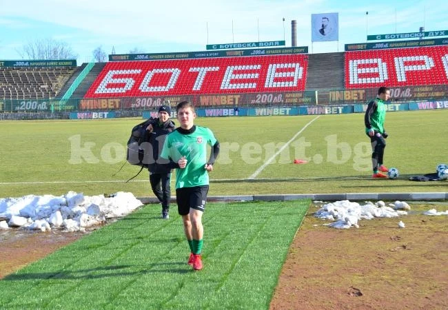 Ботев заформи класика срещу Добруджа