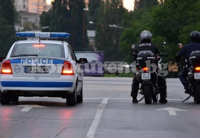 Полицаи спретнаха операция за непълнолетни в заведения