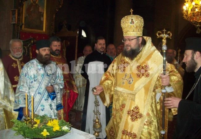 Митрополит Григорий ще благослови лозята