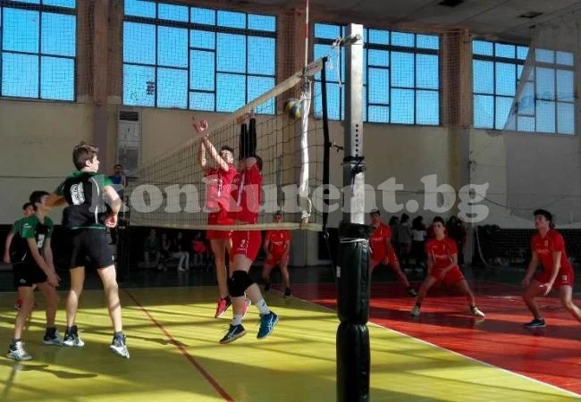 Ботев обърна ВК Град с 3:1 при кадетите