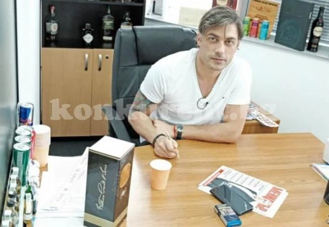 Владо Карамазов здраво се засрами