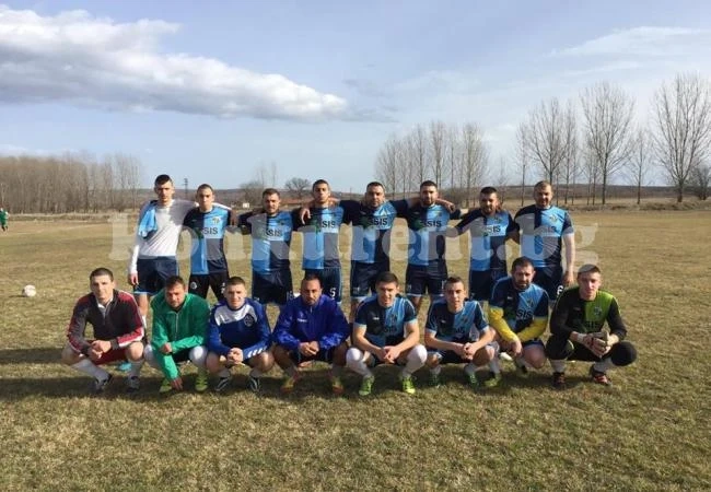 Гложене вкара 2 на Рогозен при загуба, гол-посвещение за дебютант