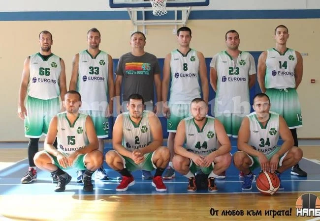 Ботев 2012 опитоми Кучетата от Младост за 15-и успех