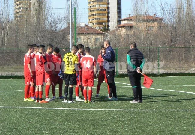 Юноши на Монтана и Ботев врътнаха 2:2, наказателна тренировка за гостите