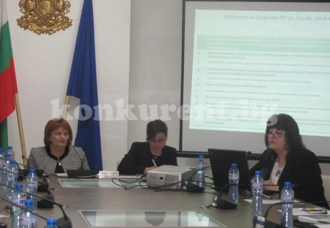 Комисията по заетост утвърди държавния план-прием след 7 клас 
