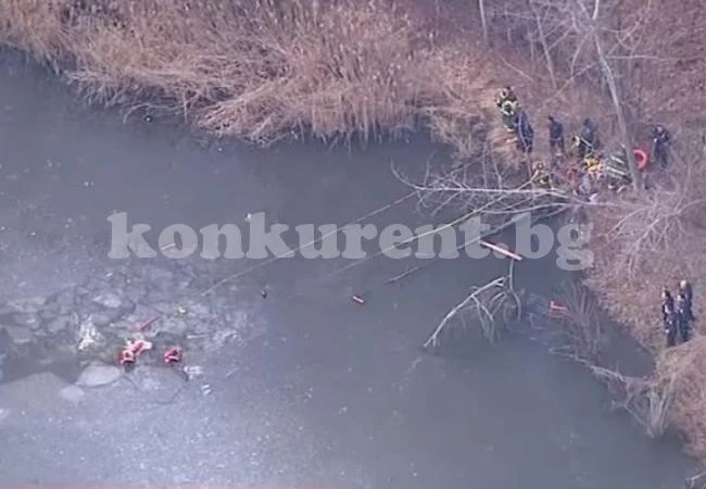 11-годишно момче спаси свое приятелче от ледени води, но само загина (ВИДЕО)  
