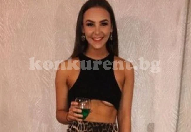 Затрупаха със СНИМКИ красива студентка, която призна, че се възбужда от...