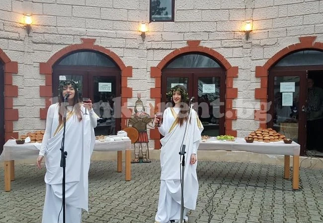 Отбелязаха Дионисиевите празници в Мездра