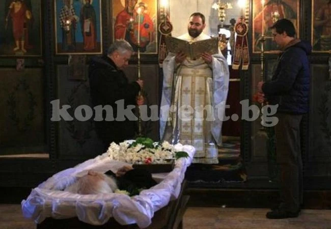На прощаване с дядо Добри: Арен човек, златен човек