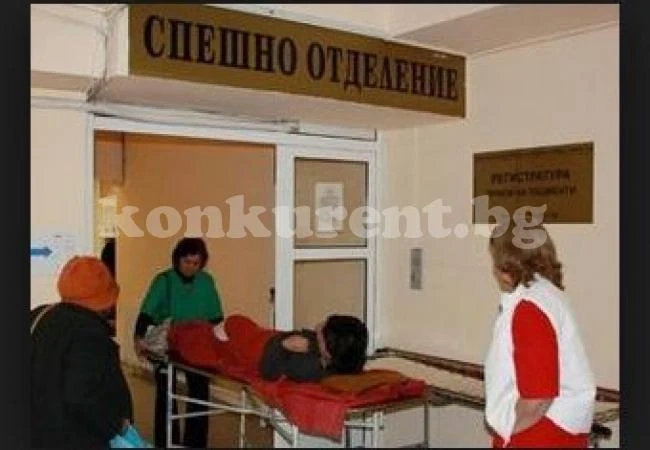 Кола помете жена, водачът я откара в спешното