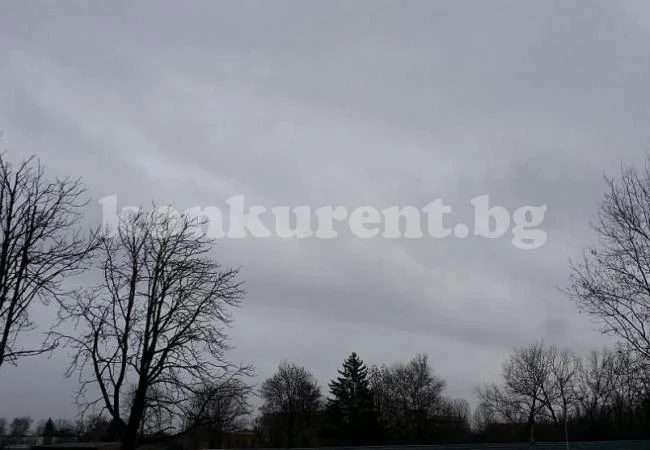 В неделя: Облачно и дъждовно