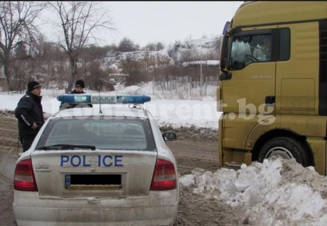 Общо 561  нарушения на пътя са констатирали полицаите във Враца