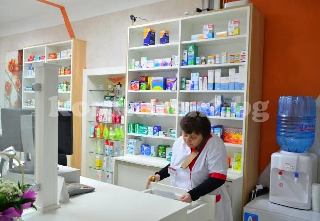 Търсят виагра и гел за задържане в денонощната аптека
