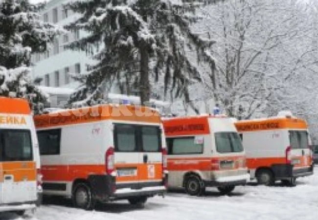 МЗ подготвя обществена поръчка за 400 нови линейки