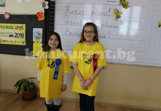 Катрин и Адриана продължават напред в „Spelling Bee“