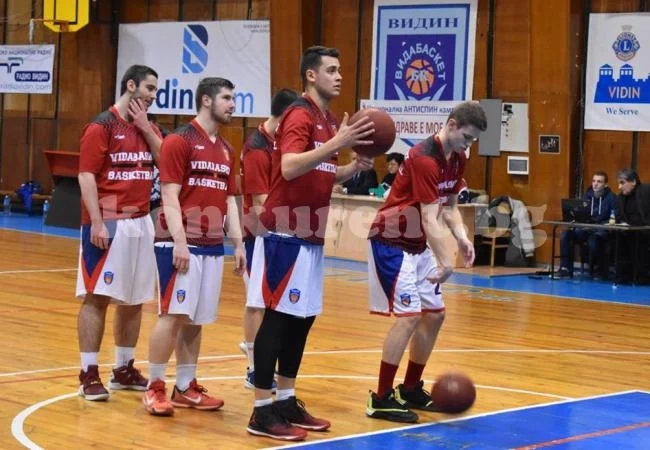 35 т. на Теодор Николов не стигнаха за успех на Видабаскет в Ботевград