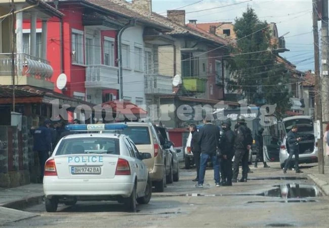 Задържаните в квартал \
