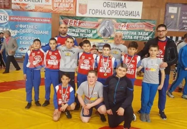 Титли в борбата при най-малките за Враца, Оряхово и Селановци