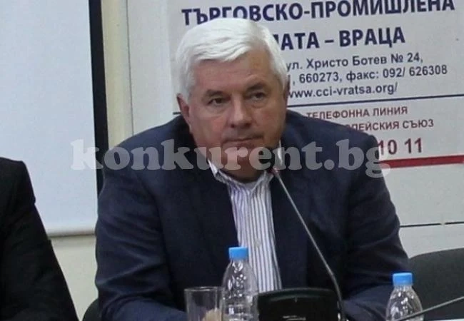 Бизнесмен от Враца пътува с Румен Радев в Израел
