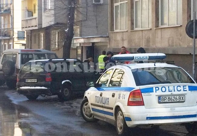 (СНИМКИ) Врачанин потроши скоба на \