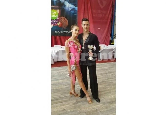 Чаровна двойка се върна с отличия от „Montana OPEN“
