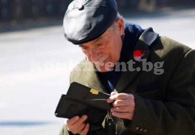 1 200 000 пенсионери ще получат по 40 лева за Великден